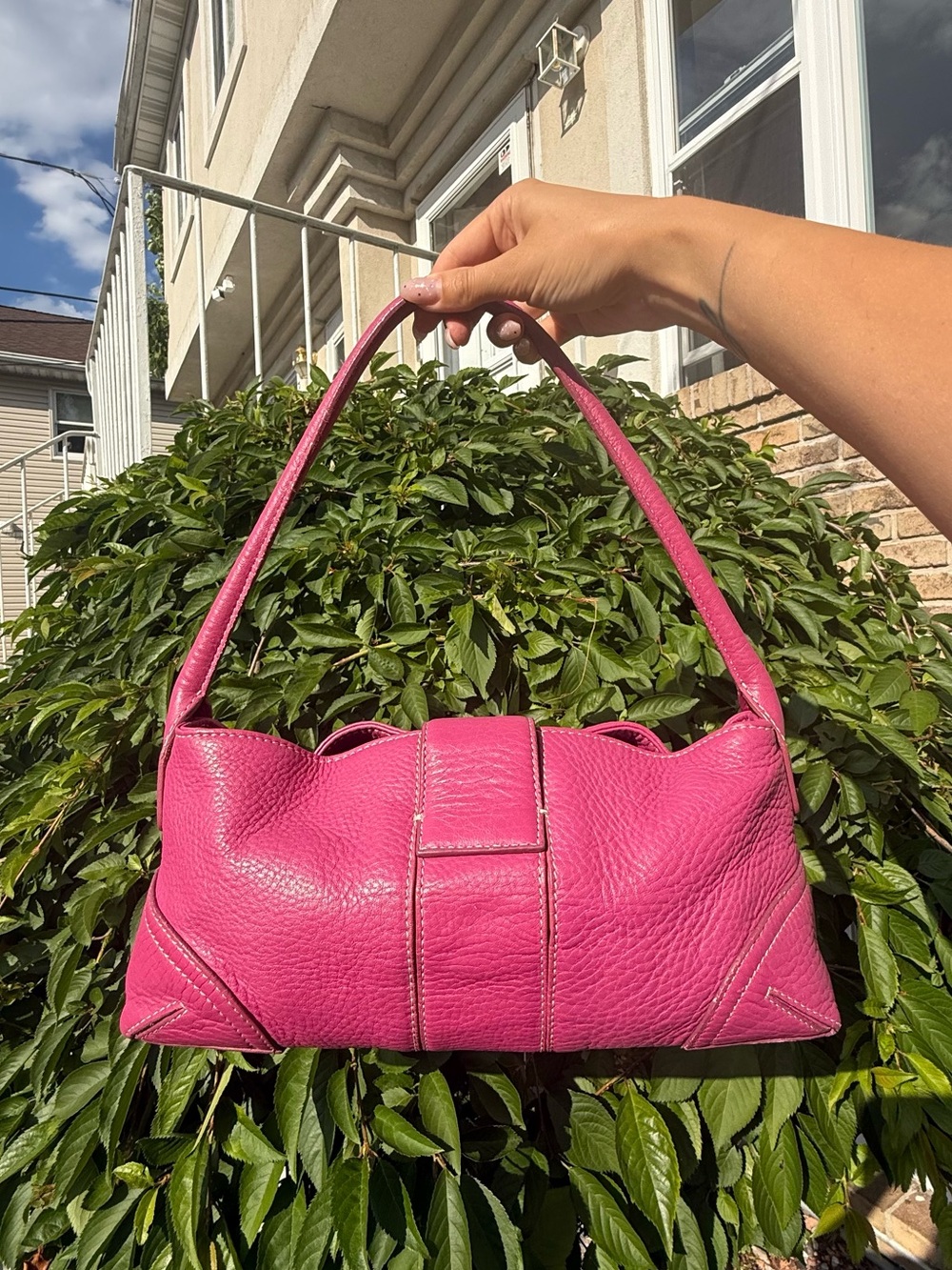 Ann Taylor Hot Pink Pebbled Leather Shoulder Bag - Picture 3 of 5